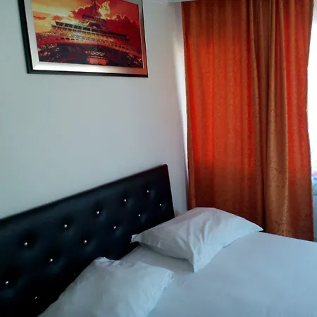 Bereket Traveler Hotel 3*