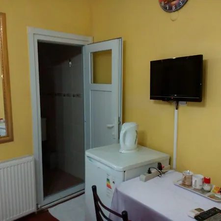 Bereket Traveler Hotel