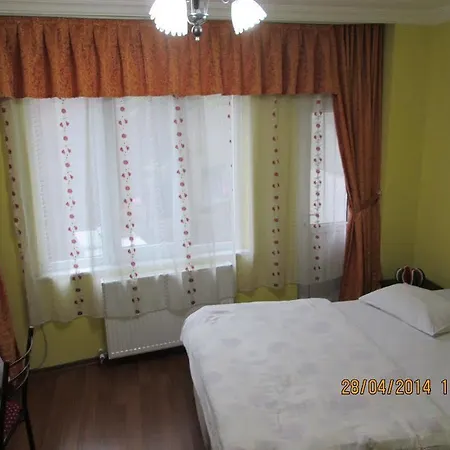 Hotell Bereket Traveler 3*