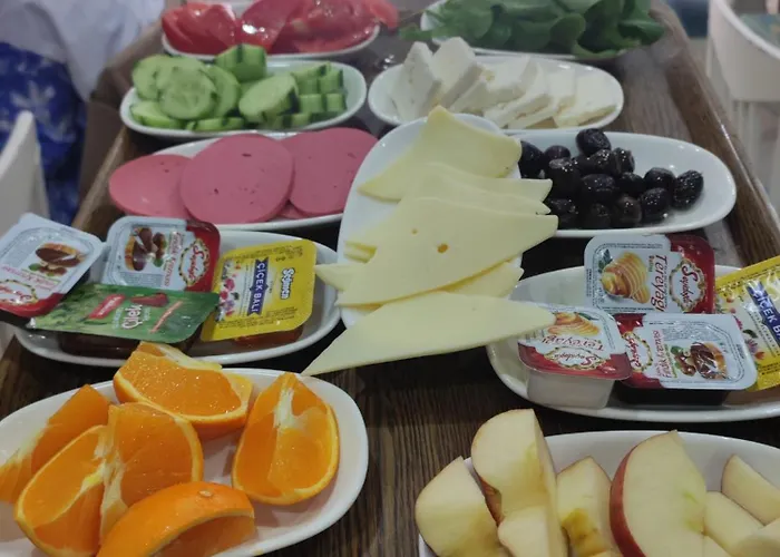 Bereket Traveler Hotel