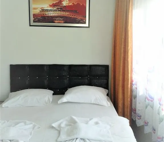 Bereket Traveler Hotel