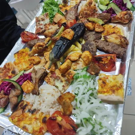 Bereket Traveler Hotel