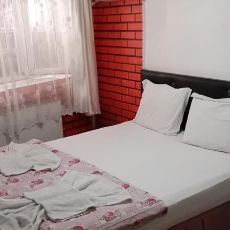 Bereket Traveler Hotel 3*